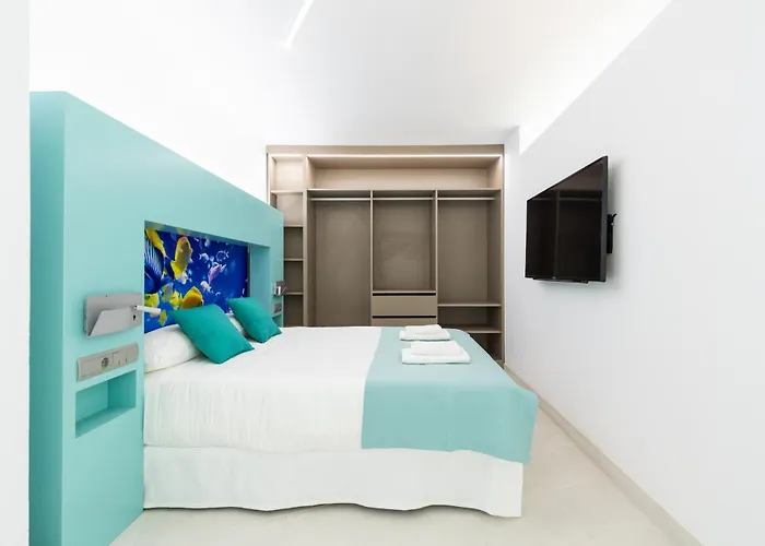 Edison Building By Canariasgetaway * Las Palmas de Gran Canaria